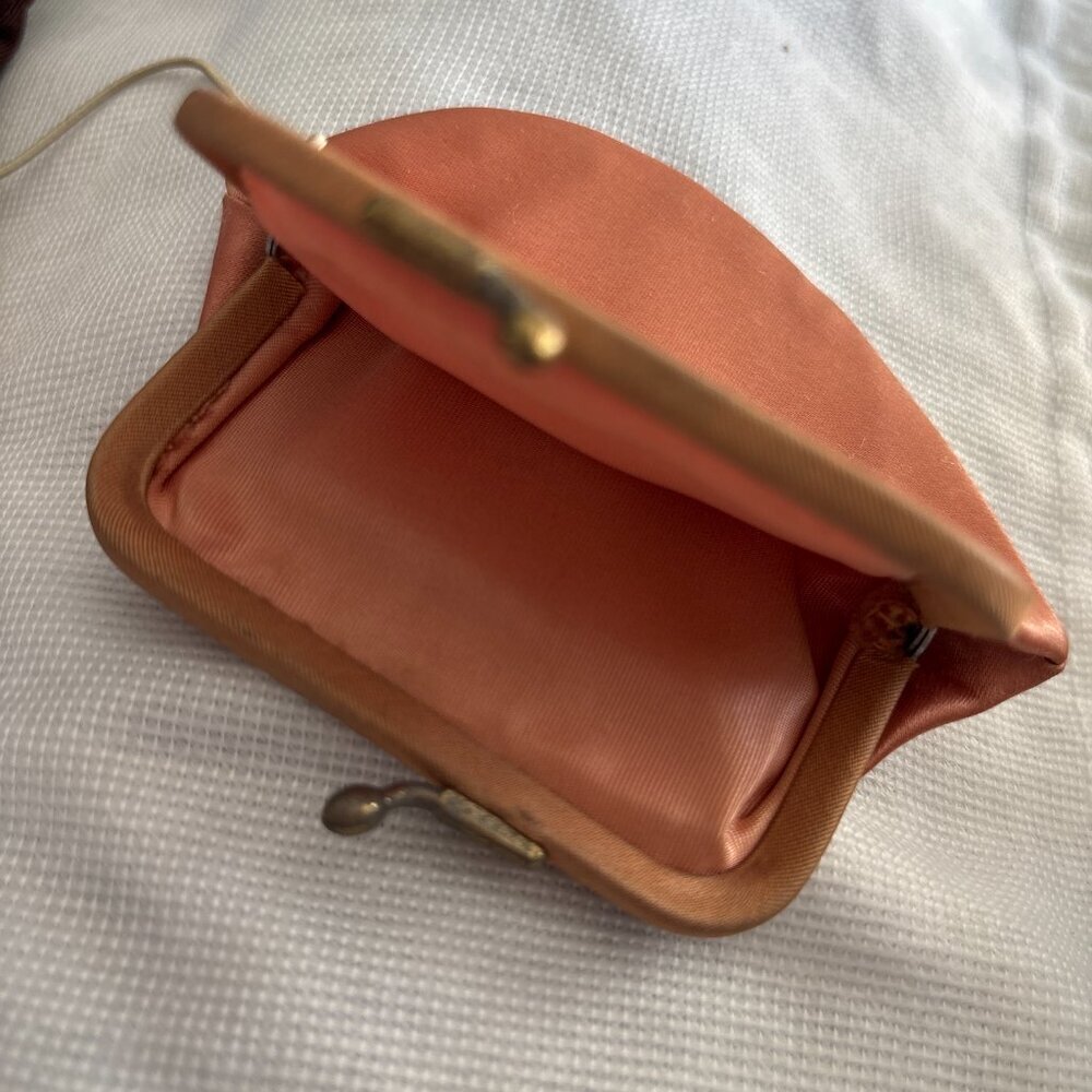 VINTAGE 1930s 1940s Brown Art Deco Kiss Lock Clutch with Attached Coin Purse - Picture 3 of 5